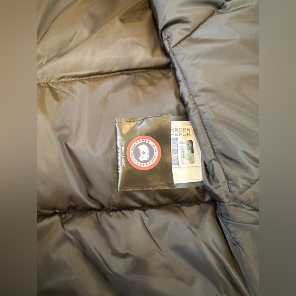 Canada Goose Black Vest S - Picture 10 of 11